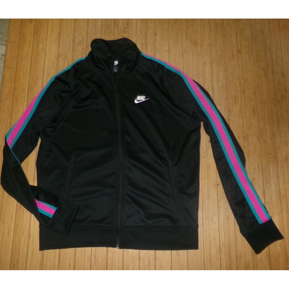 FULL ZIP NIKE N98 TRACK JACKET~SZ MED~BLACK W/‎ STRIPES~